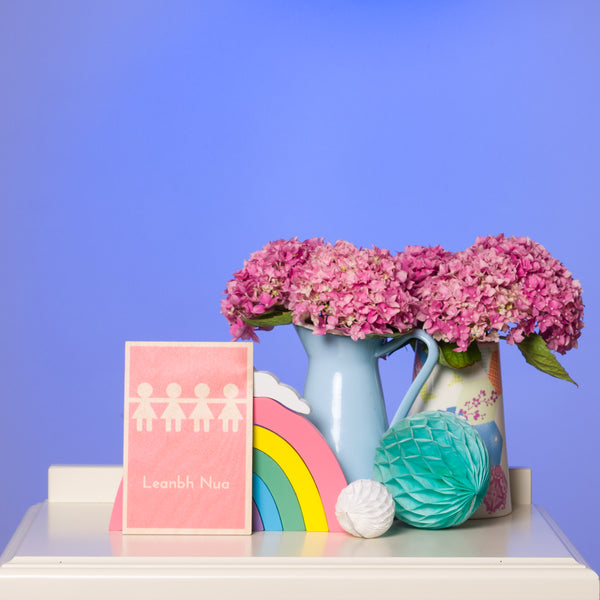 Leanbh Nua Cailín Wooden Postcard